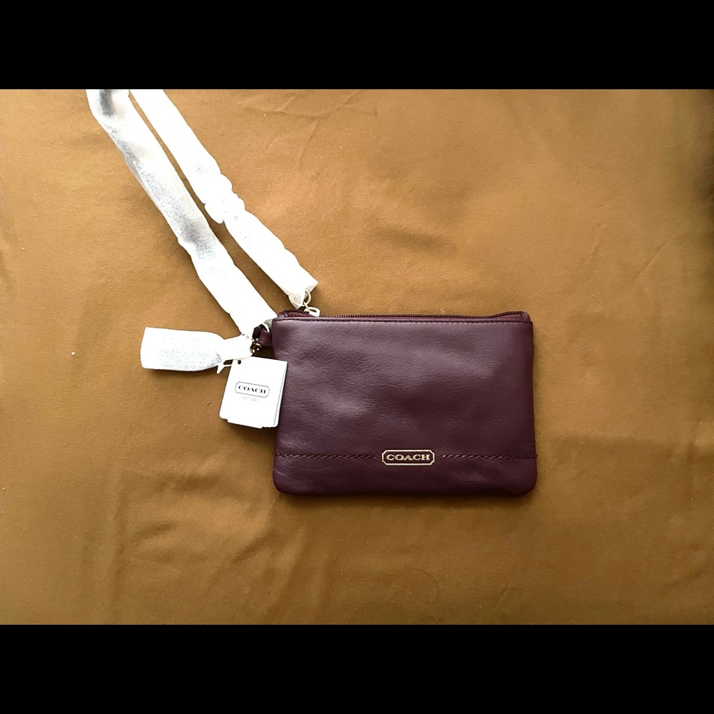 Coach wristlet NWT